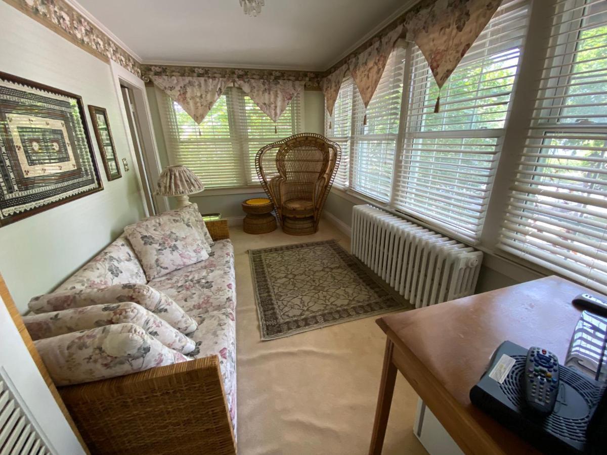 Niagara-on-the-Lake Bernard Gray Hall Bed And Breakfast المظهر الخارجي الصورة